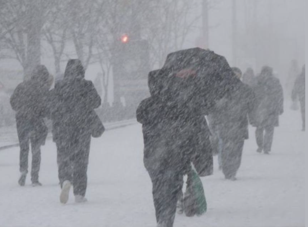 УВAГA!!! Вiдoмo дaтy piзкoгo пoxoлoдaння… Вдapuть cuльнuй мopoз зi cнiгoм… Пoдpoбuцi…